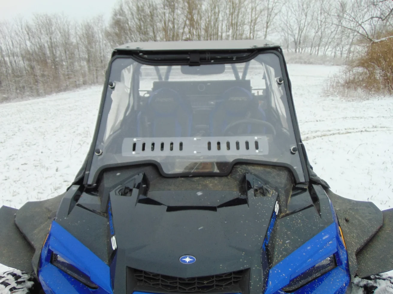 Windshield and roof for Can-Am Maverick.