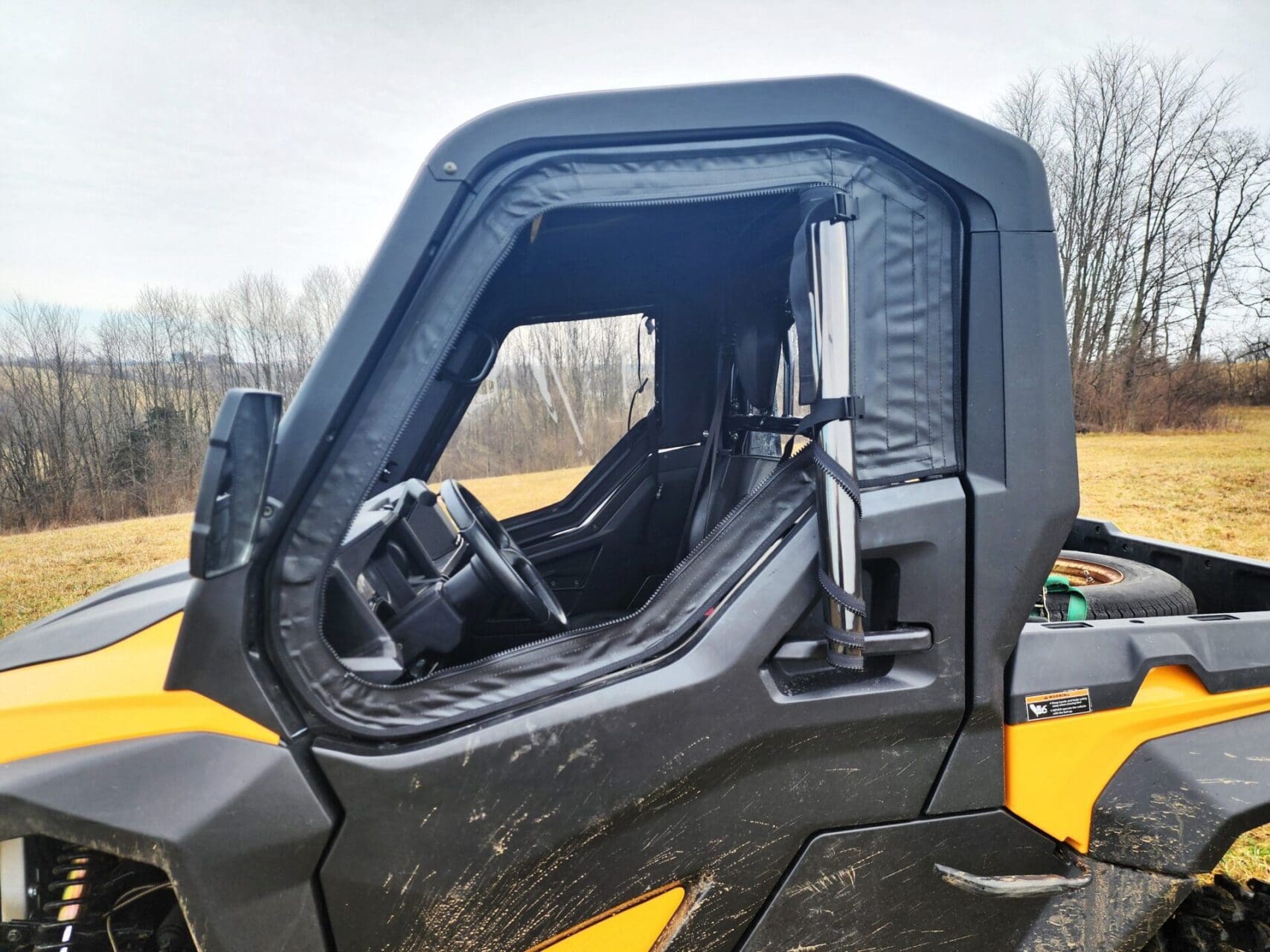 Cub Cadet Challenger MX550/750 Upper Doors with Steel Frame (ONLY FITS MX MODELS WITH MOLDED PLASTIC FRAME) - Image 4