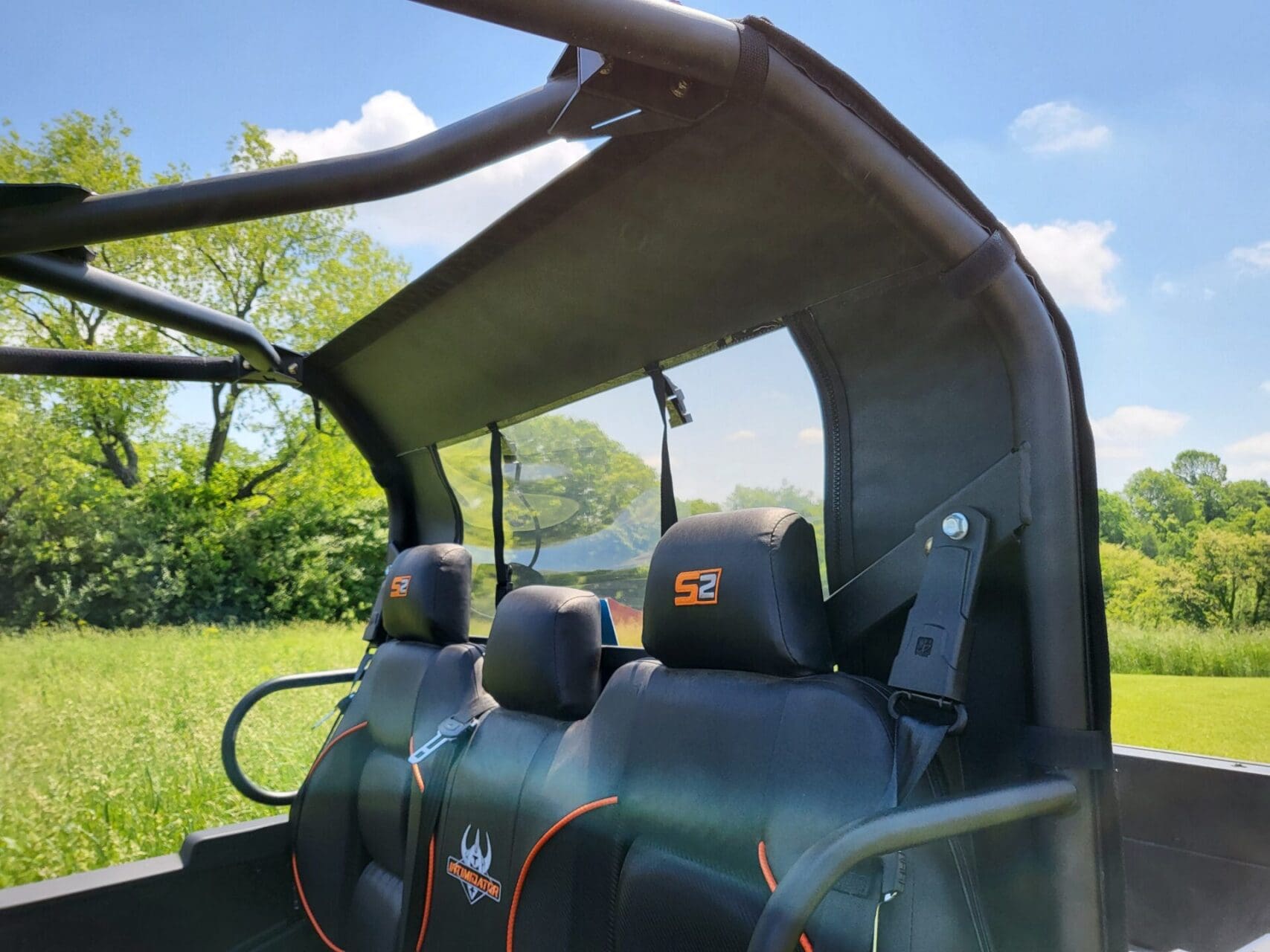 Intimidator GC1K 6-Seater - Soft Back Panel - Image 4