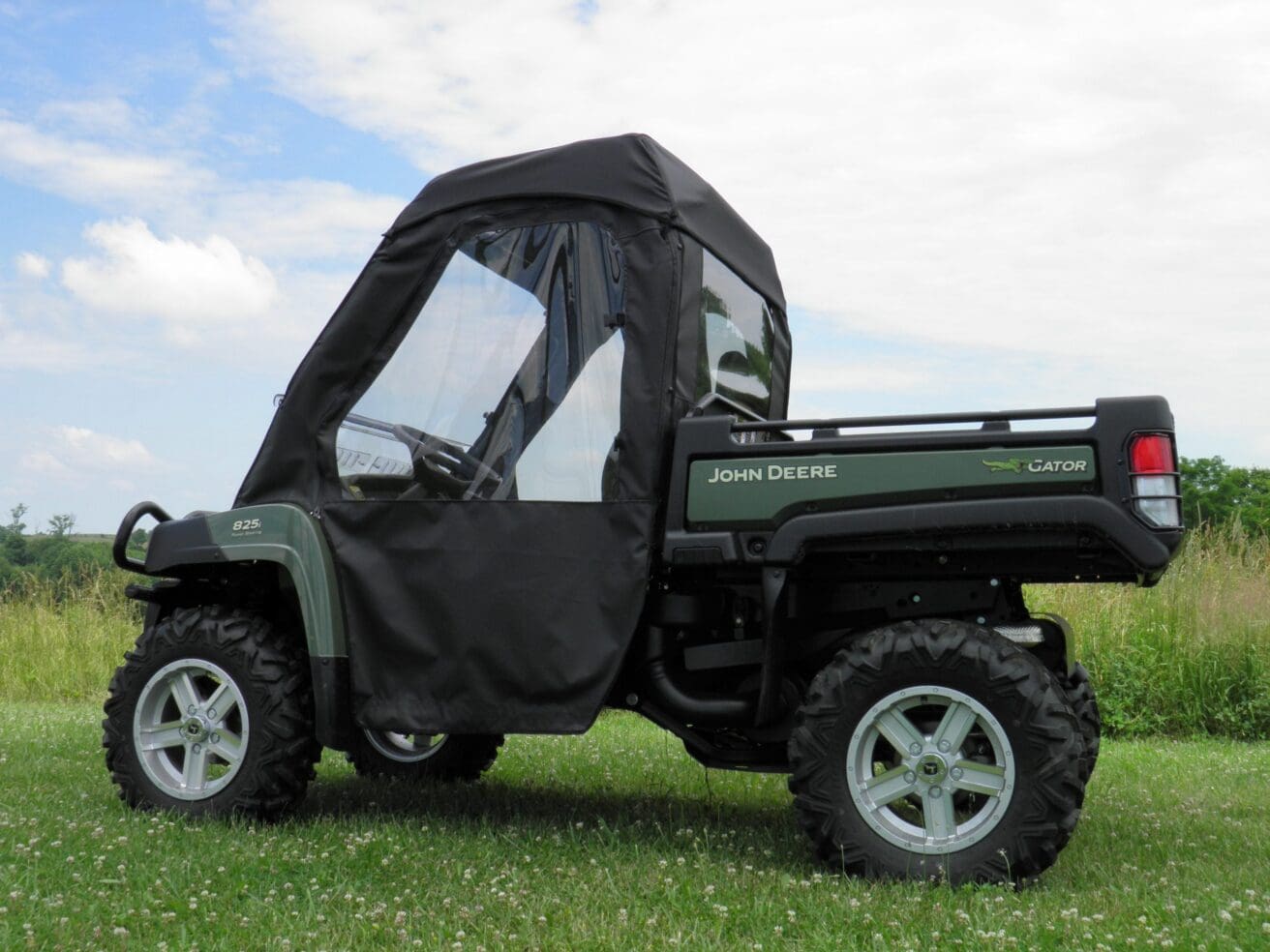 Enclosed cab for John Deere Gator UTV