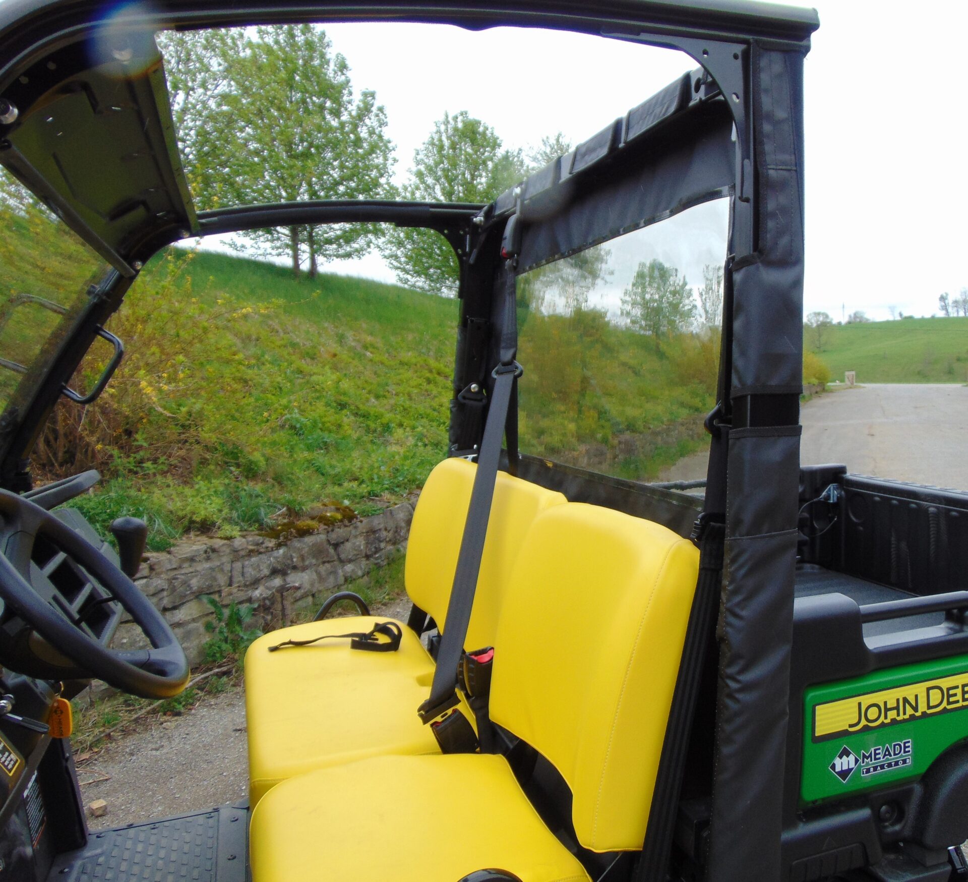 John Deere Gator 835/865 - Soft Back Panel - Image 2